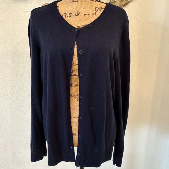 Croft & Barrow Women’s XL Button-Front Cardigan – Navy Blue - Picture 2 of 5
